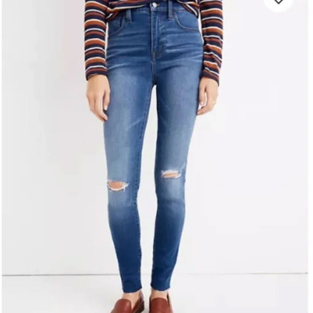 Madewell Roadtripper Jeans: Knee-Rip Edition Size 30
